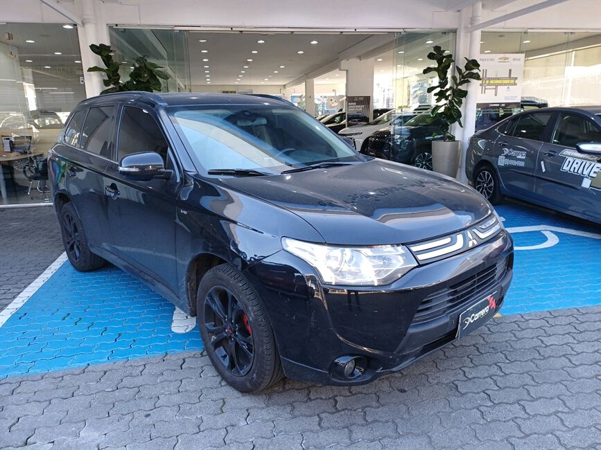 OUTLANDER 3.0 GT 4X4 V6 24V GASOLINA 4P AUTOMATICO