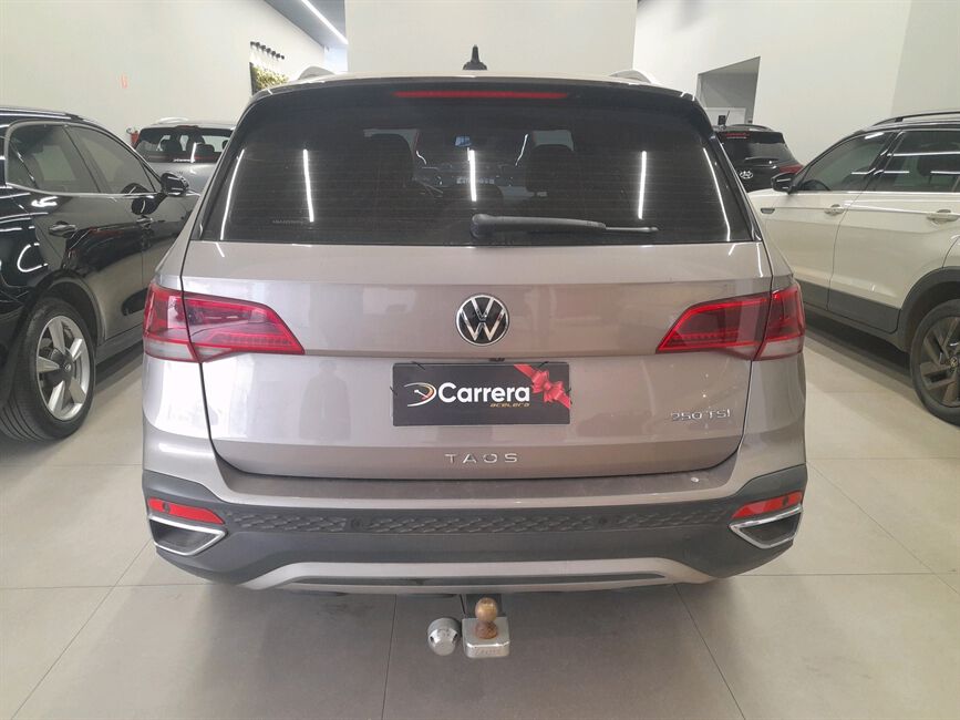 TAOS 1.4 250 TSI TOTAL FLEX HIGHLINE AUTOMÁTICO