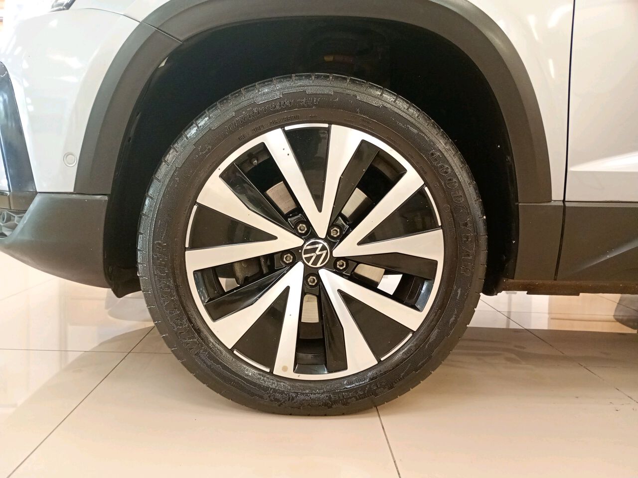TAOS 1.4 250 TSI TOTAL FLEX HIGHLINE AUTOMÁTICO