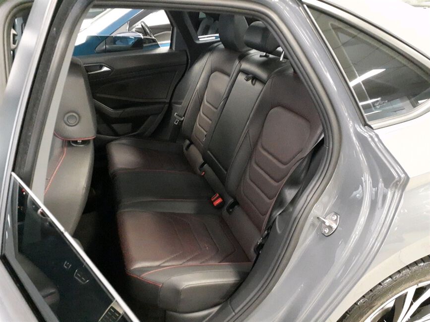 JETTA 2.0 350 TSI GASOLINA GLI DSG