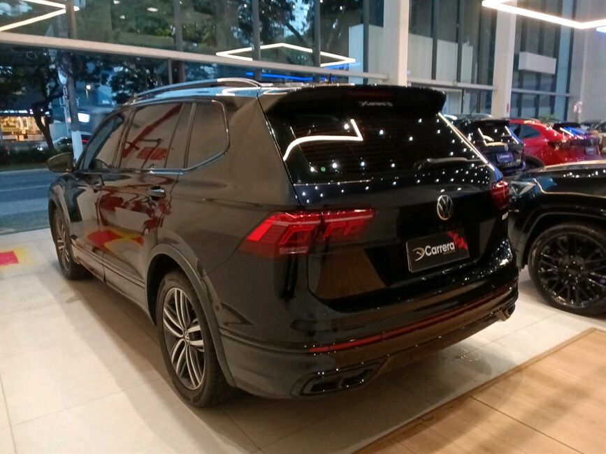 TIGUAN 2.0 300 TSI GASOLINA ALLSPACE R-LINE AUTOMÁ