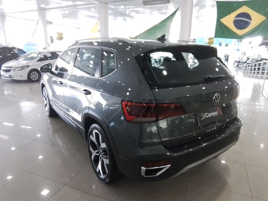 TAOS 1.4 250 TSI TOTAL FLEX HIGHLINE AUTOMÁTICO