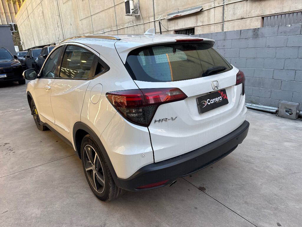 HR-V