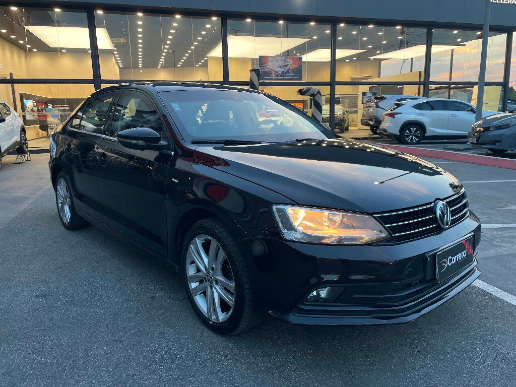 JETTA 2.0 TSI HIGHLINE 211CV GASOLINA 4P TIPTRONIC