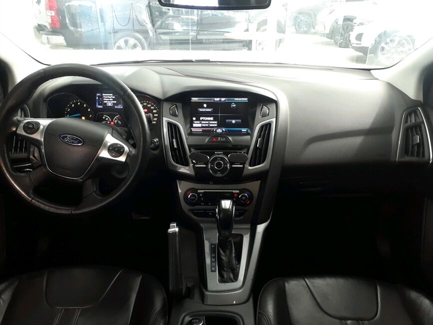 FOCUS 2.0 TITANIUM SEDAN 16V FLEX 4P POWERSHIFT