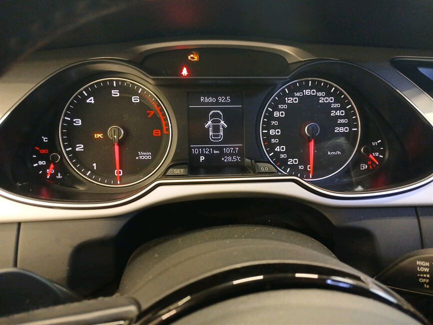 A4 1.8 TFSI ATTRACTION GASOLINA 4P MULTITRONIC