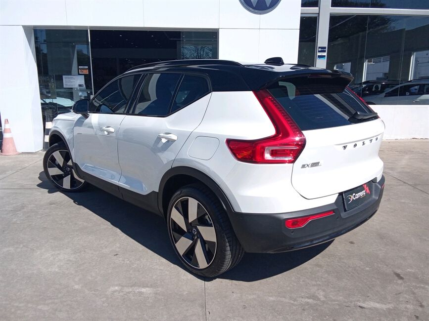 EX40 P8 RECHARGE TWIN ELECTRIC ULTRA BLACK EDITION