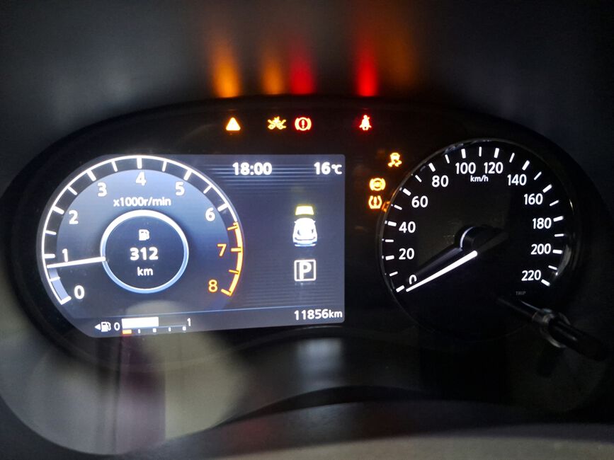 KICKS 1.6 ADVANCE CVT P. PLUS
