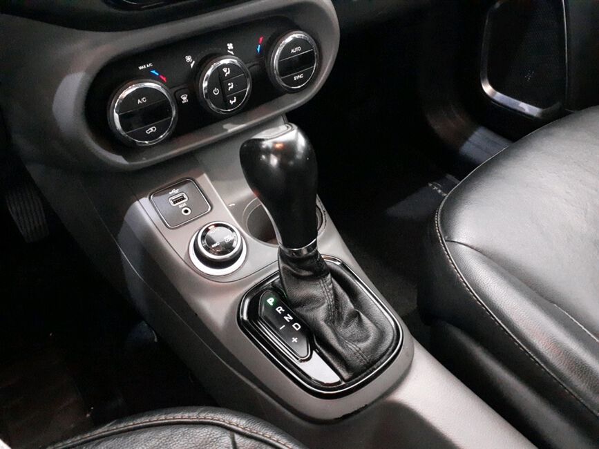 TORO 2.0 16V TURBO DIESEL VOLCANO 4WD AT9