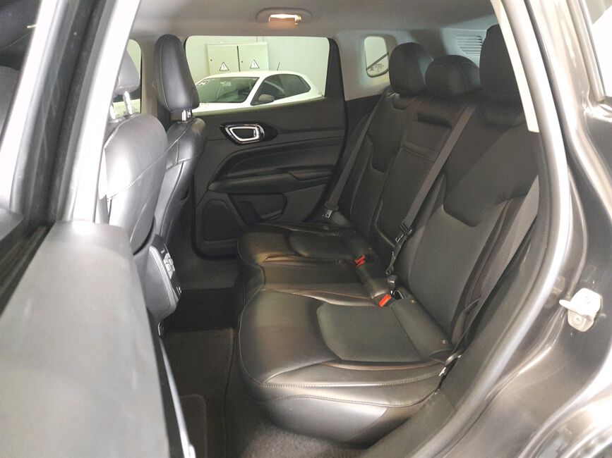 COMPASS 1.3 T270 TURBO FLEX LIMITED AT6