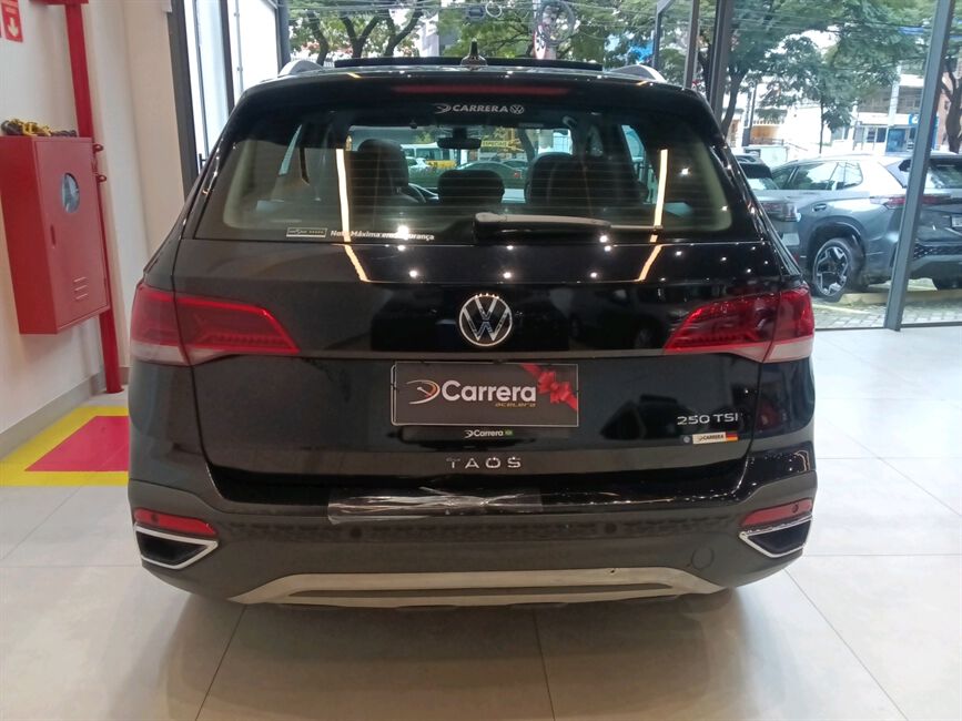 TAOS 1.4 250 TSI TOTAL FLEX HIGHLINE AUTOMÁTICO