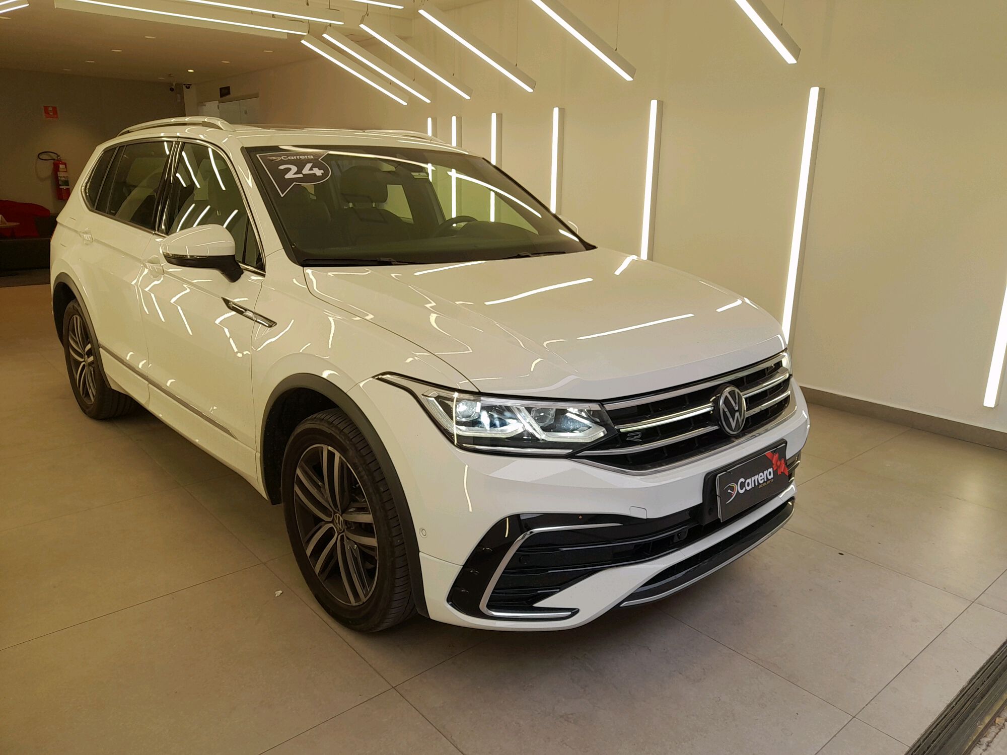 TIGUAN 2.0 300 TSI GASOLINA ALLSPACE R-LINE AUTOMÁ