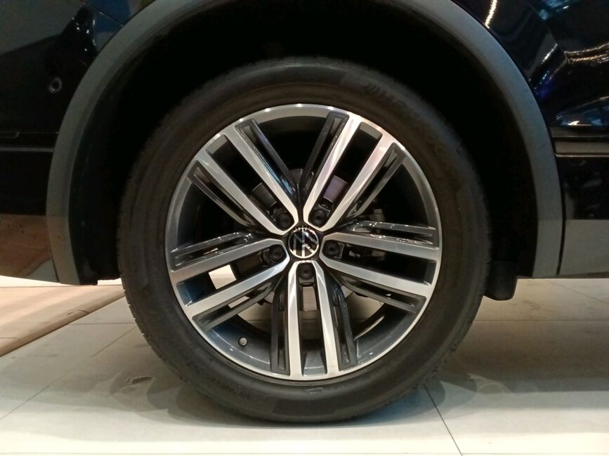 TIGUAN 2.0 300 TSI GASOLINA ALLSPACE R-LINE AUTOMÁ