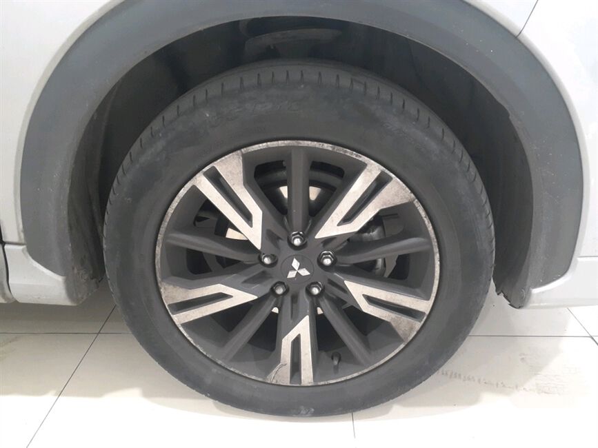 ECLIPSE CROSS 1.5 MIVEC TURBO GASOLINA HPE-S CVT