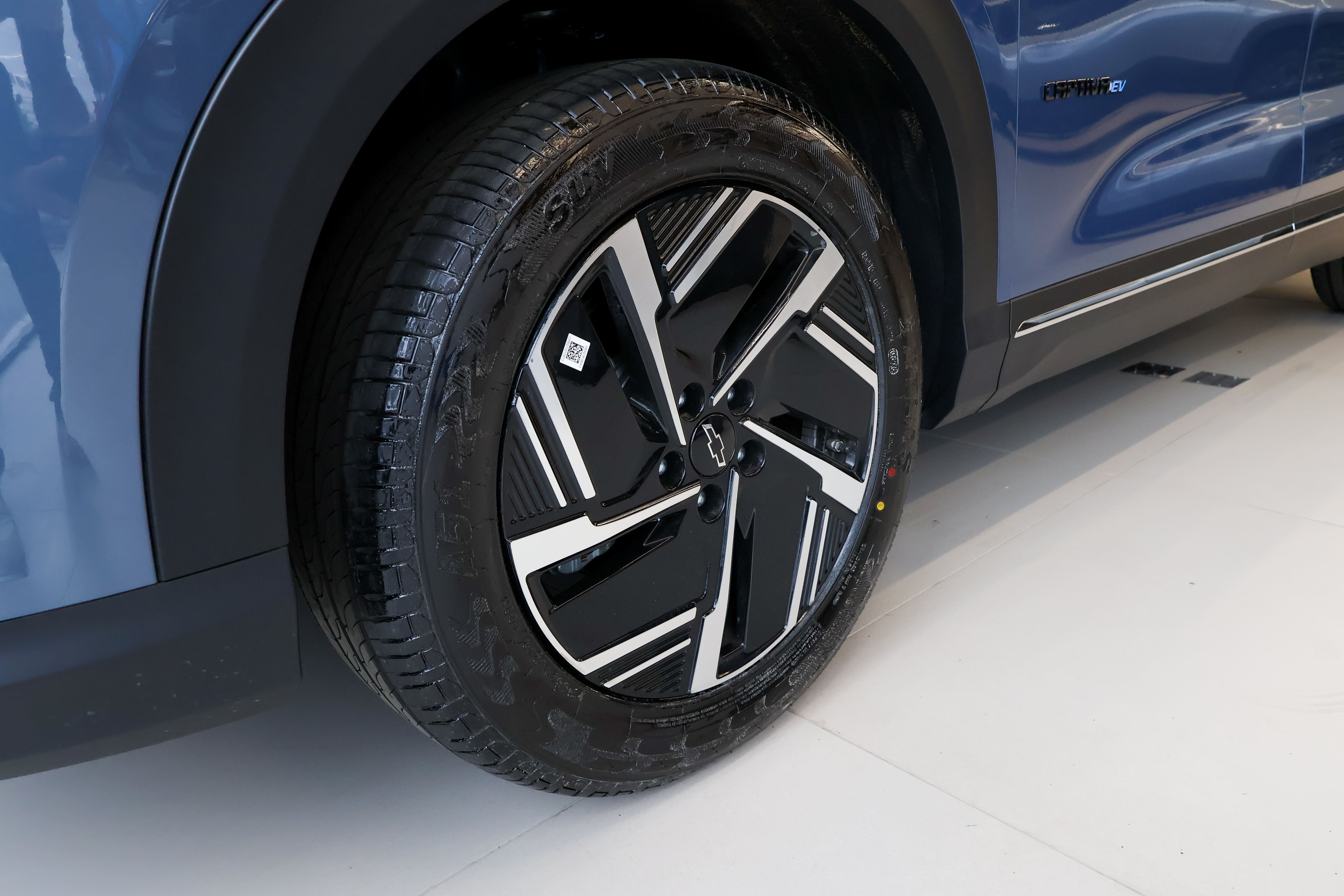 CAPTIVA PREMIER EV 2026