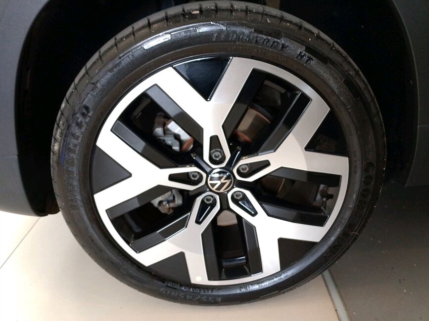 TAOS 1.4 250 TSI TOTAL FLEX HIGHLINE AUTOMÁTICO