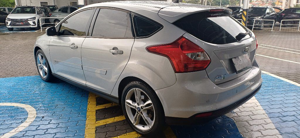 FOCUS 2.0 SE 16V FLEX 4P POWERSHIFT