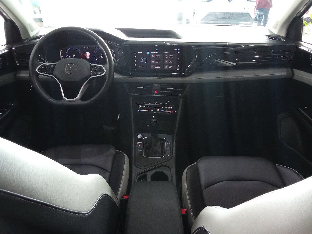 TAOS 1.4 250 TSI TOTAL FLEX COMFORTLINE AUTOMÁTICO