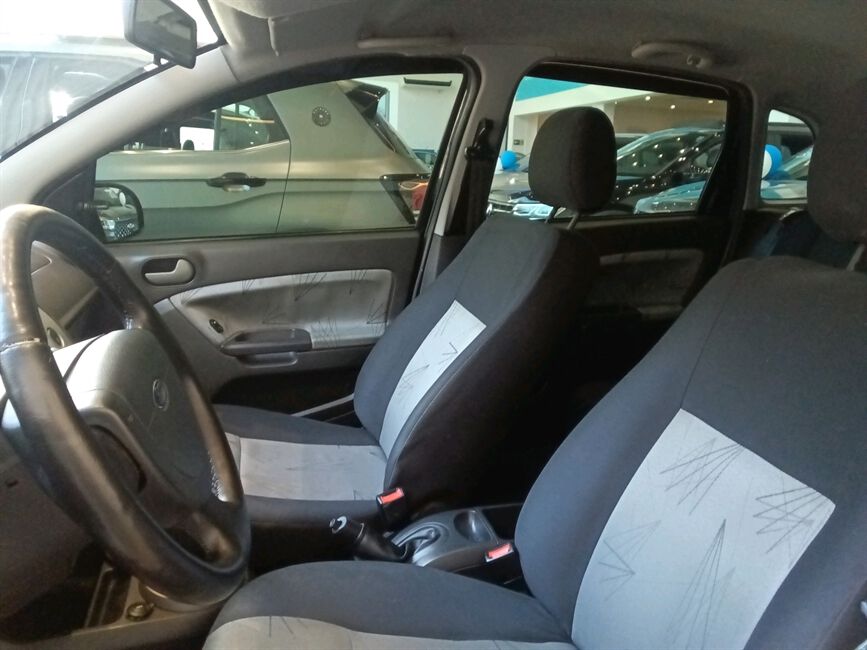 FIESTA 1.6 MPI CLASS HATCH 8V FLEX 4P MANUAL