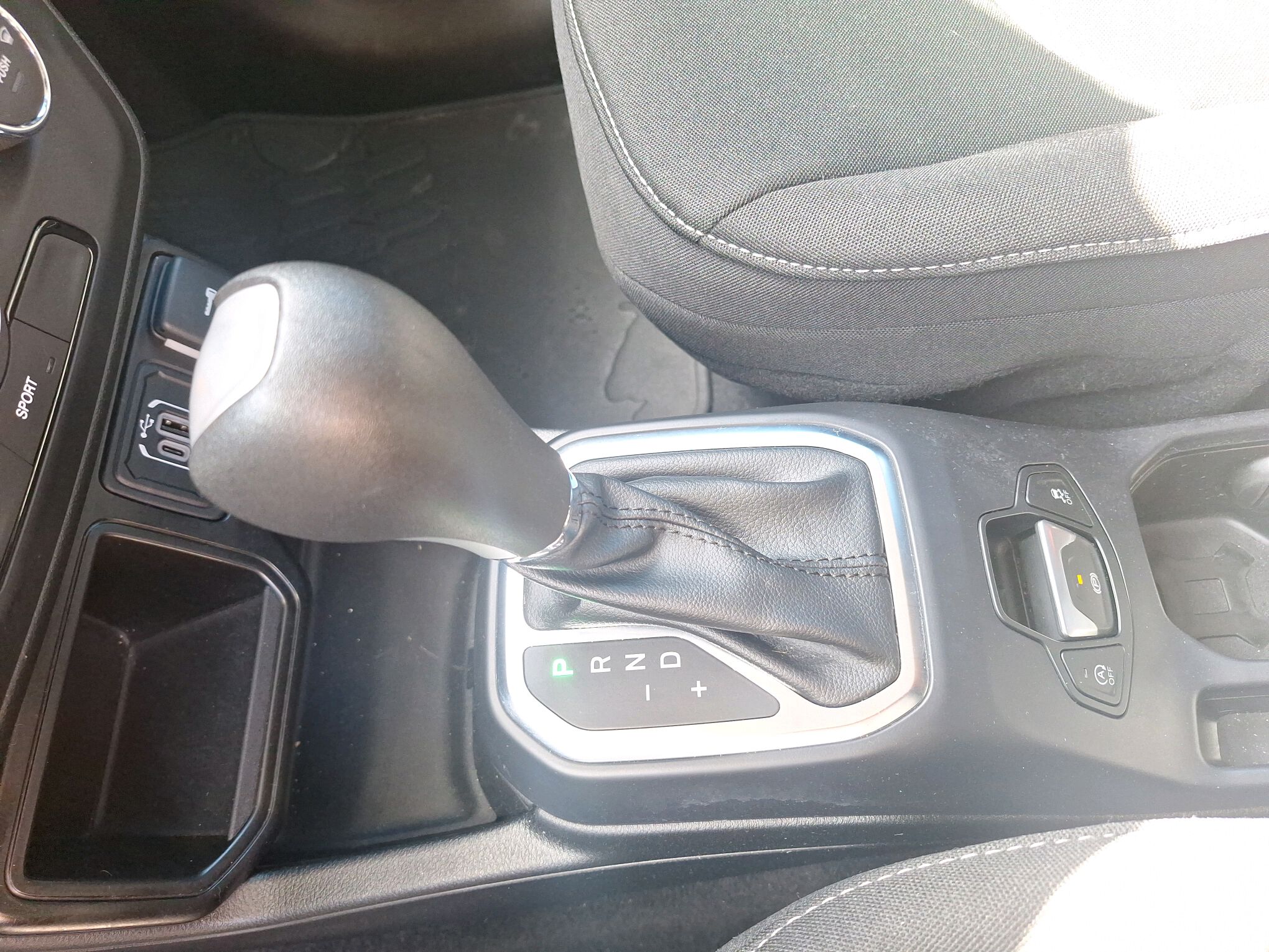 RENEGADE 1.3 T270 TURBO FLEX SPORT AT6