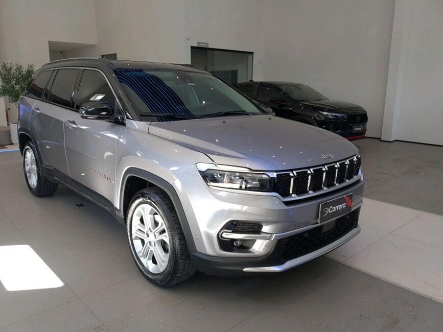 COMMANDER 1.3 T270 TURBO FLEX LONGITUDE AT6