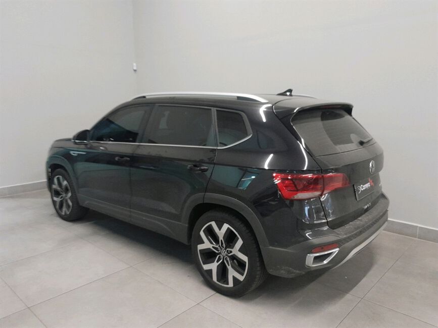 TAOS 1.4 250 TSI TOTAL FLEX HIGHLINE AUTOMÁTICO