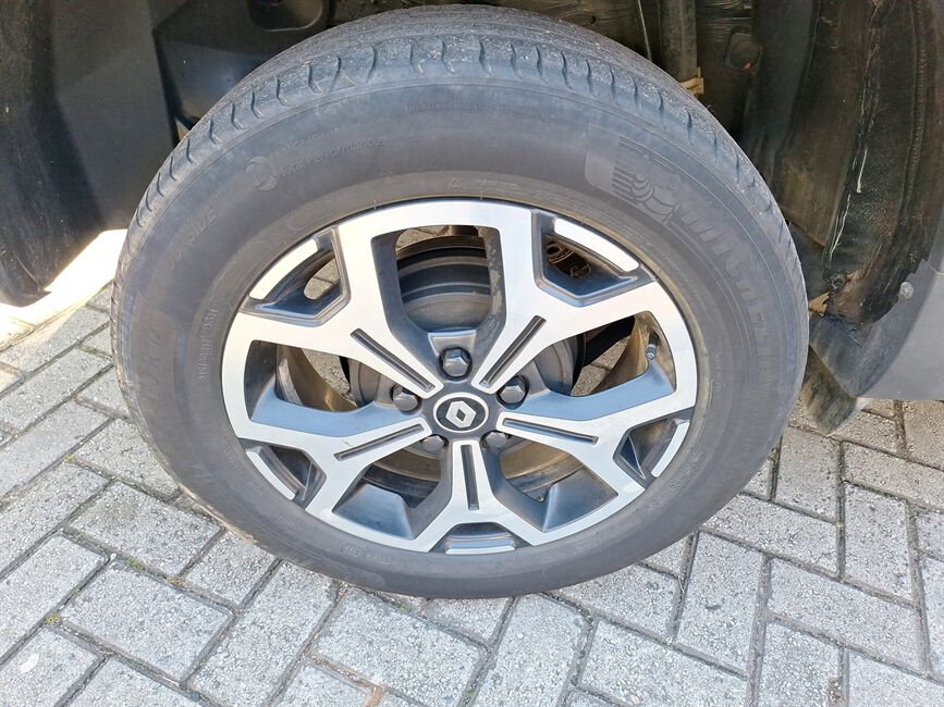 DUSTER 1.6 16V SCE FLEX ICONIC X-TRONIC
