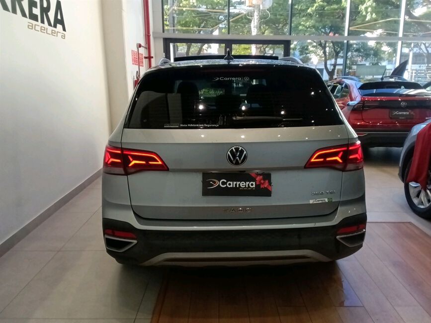 TAOS 1.4 250 TSI TOTAL FLEX HIGHLINE AUTOMÁTICO