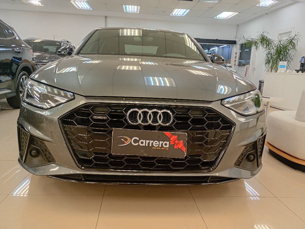 A4 2.0 TFSI GASOLINA PERFORMANCE BLACK S TRONIC