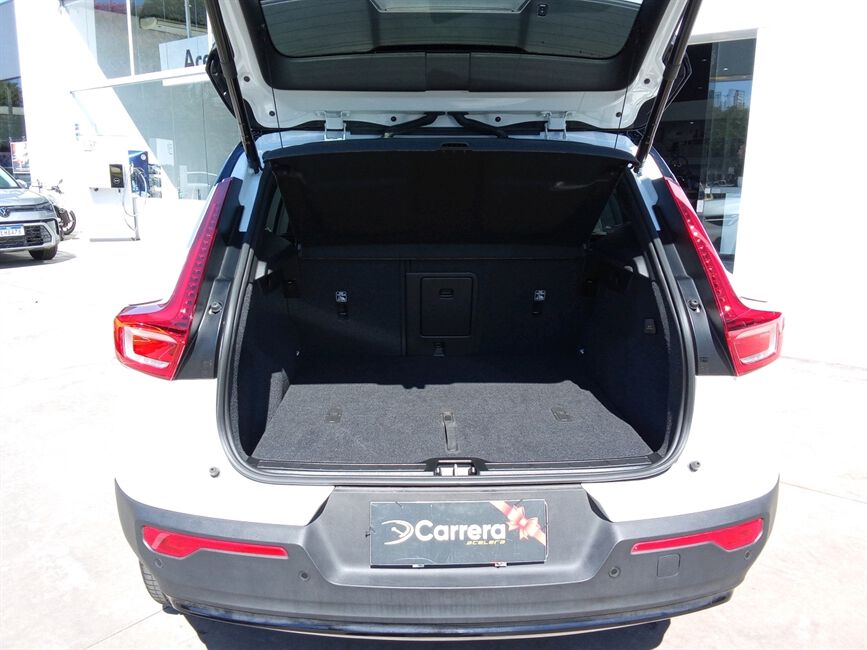 EX40 P8 RECHARGE TWIN ELECTRIC ULTRA BLACK EDITION