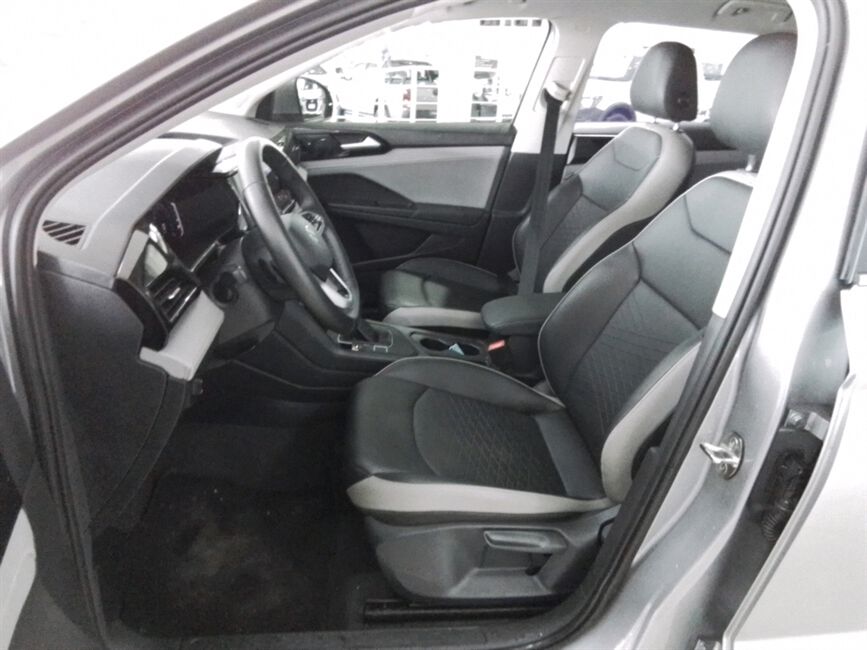 TAOS 1.4 250 TSI TOTAL FLEX COMFORTLINE AUTOMÁTICO