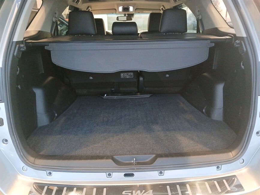 HILUX SW4 2.8 D-4D TURBO DIESEL SRX 4X4 AUTOMÁTICO