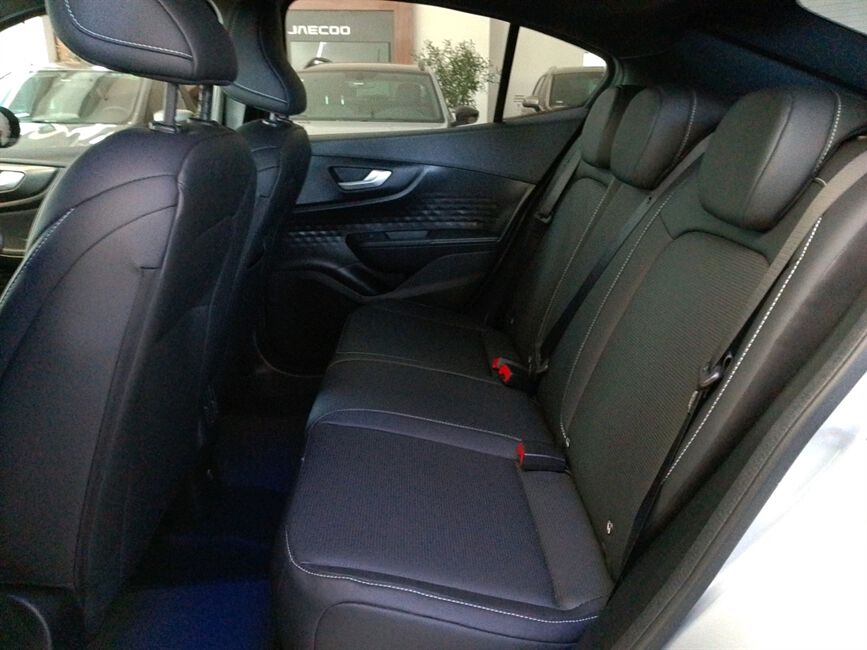 FASTBACK IMPETUS 200 T. AUT (HIBRIDO)