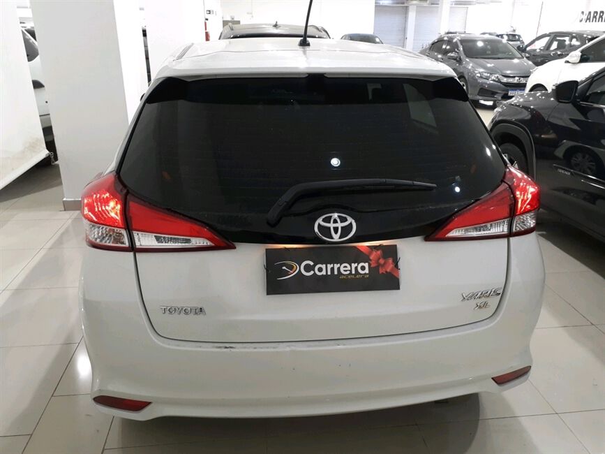 YARIS 1.3 16V FLEX XL AUTOMÁTICO