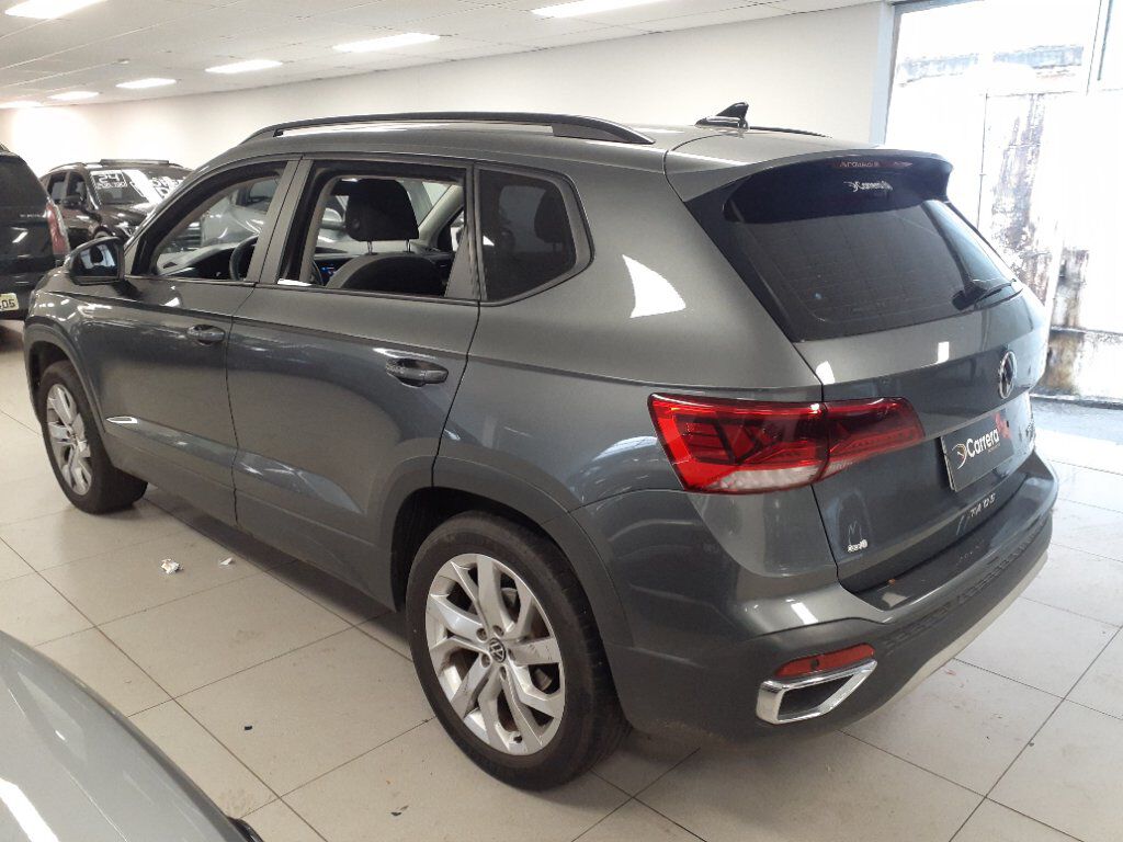 TAOS 1.4 250 TSI TOTAL FLEX COMFORTLINE AUTOMÁTICO