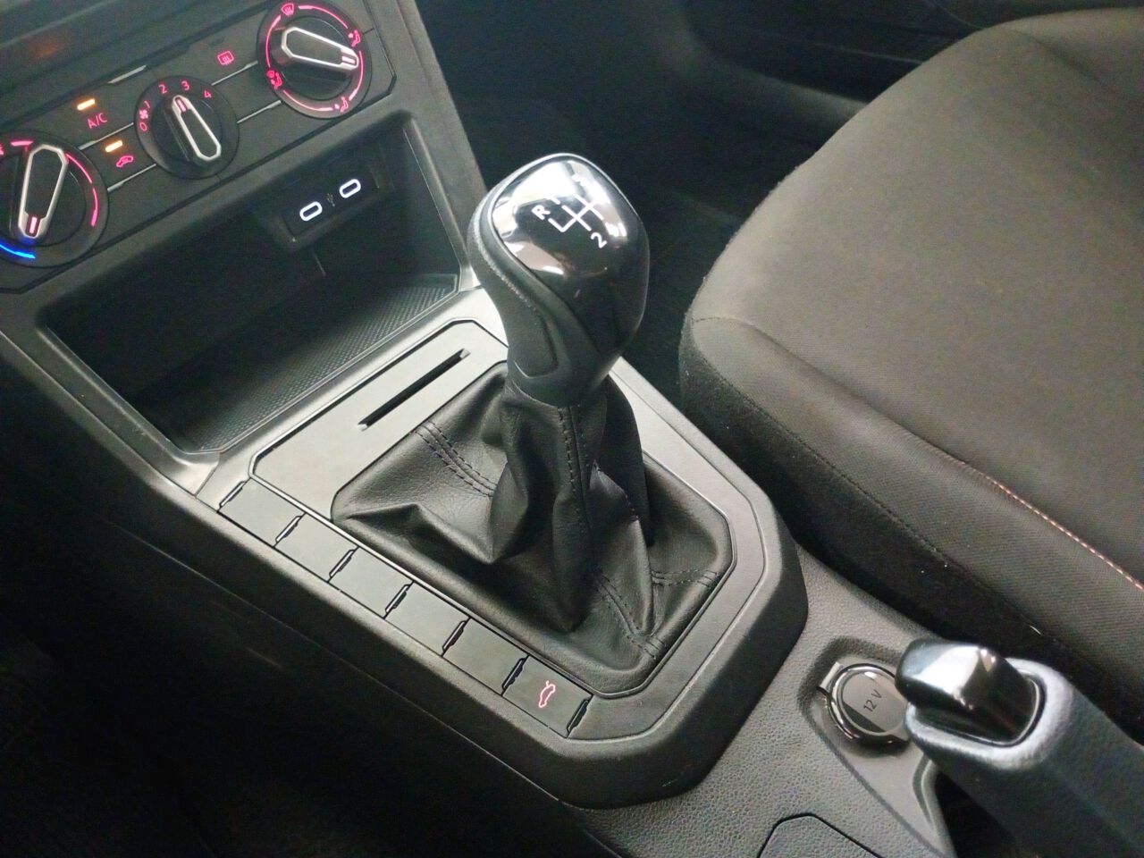 POLO 1.0 MPI TRACK MANUAL