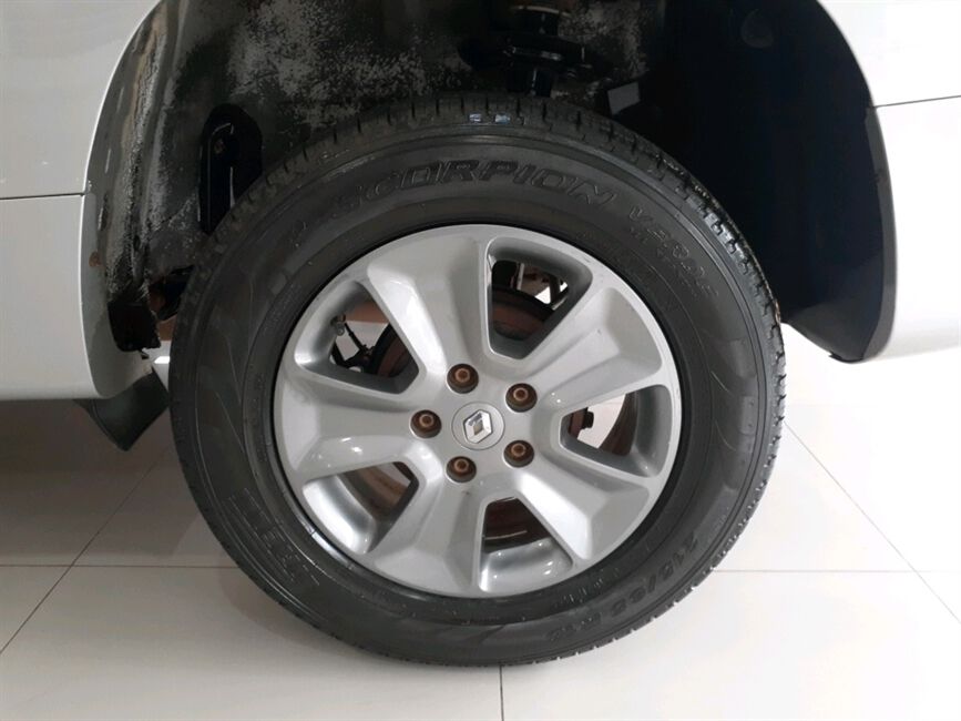 OROCH 1.6 16V SCE FLEX DYNAMIQUE MANUAL