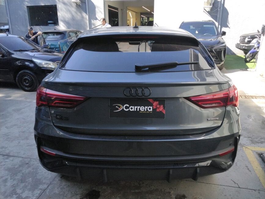 Q3