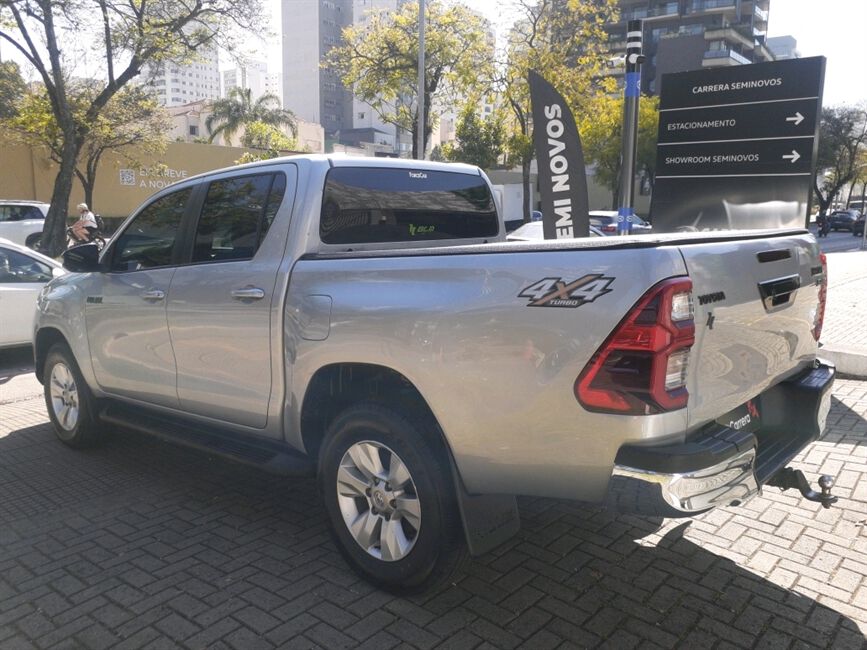 HILUX 2.8 SRV 4X4 CD 16V DIESEL 4P AUTOMATICO