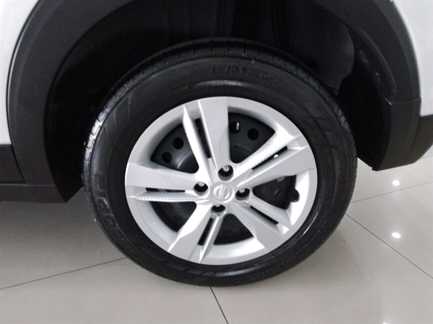 KICKS PLAY 1.6 16V FLEXSTART ACTIVE PLUS XTRONIC