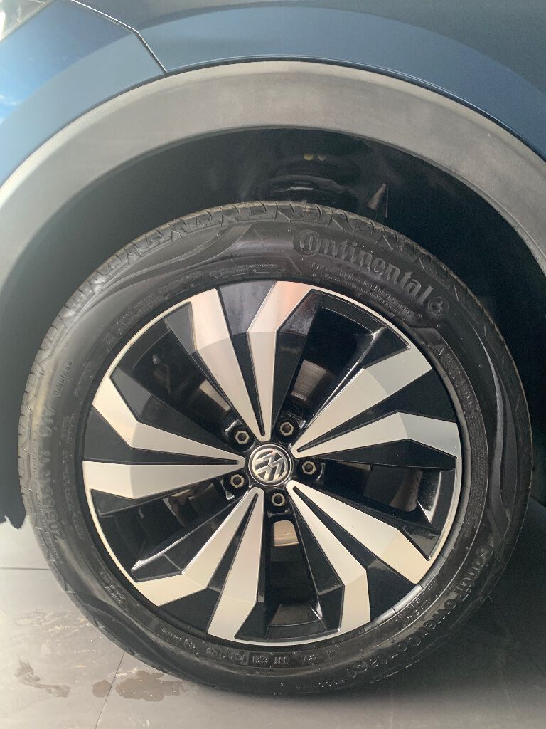 T-CROSS