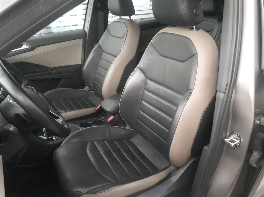 TAOS 1.4 250 TSI TOTAL FLEX HIGHLINE AUTOMÁTICO