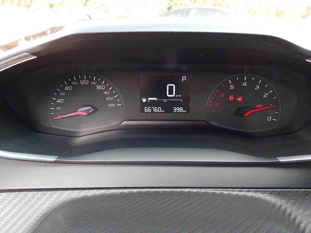 208 1.6 16V FLEX ACTIVE AT6