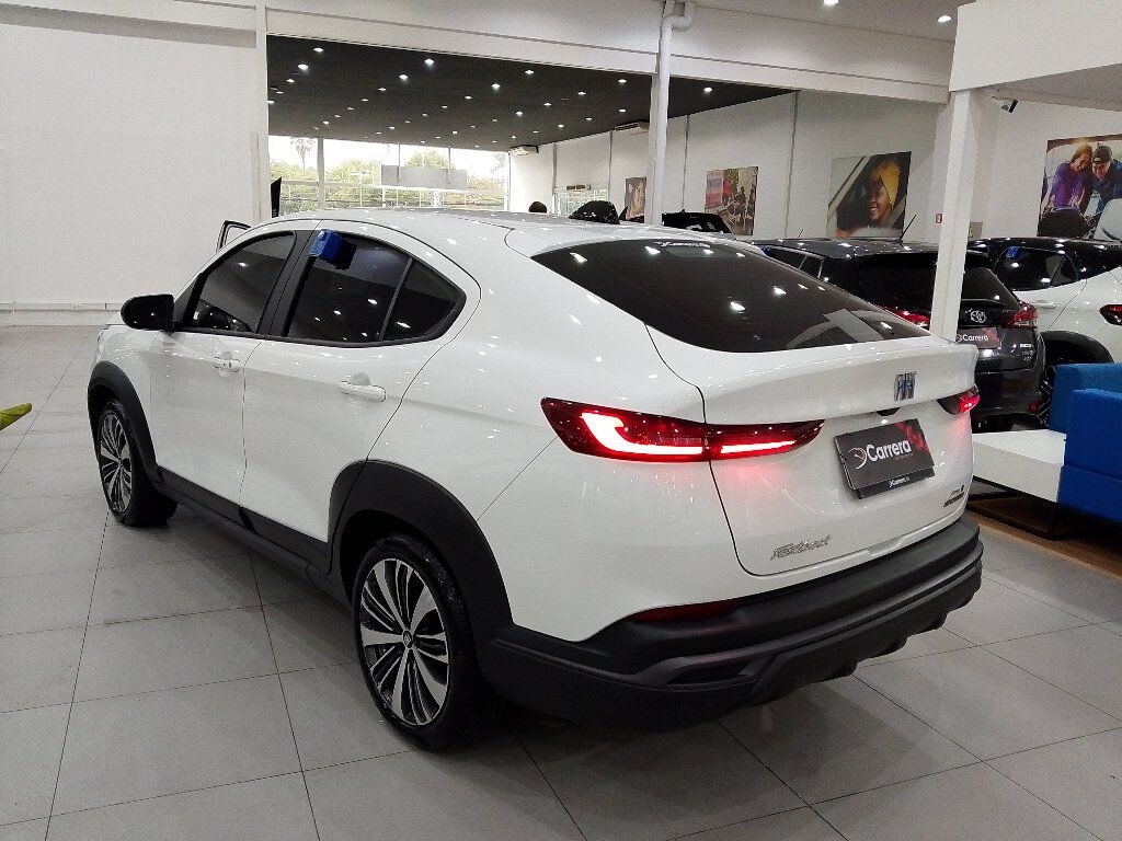 FASTBACK 1.0 TURBO 200 FLEX CVT