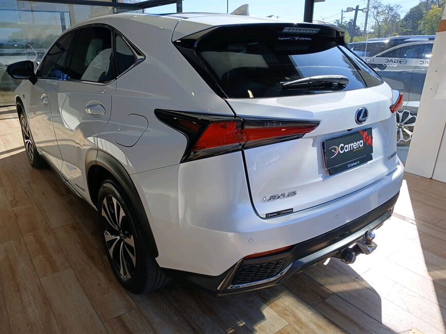 NX 300H 2.5 16V VVT-I HYBRID F-SPORT CVT AWD