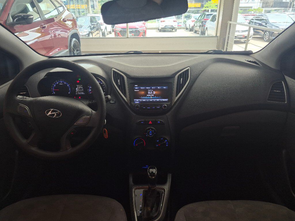 HB20S 1.6 COMFORT PLUS 16V FLEX 4P AUTOMATICO