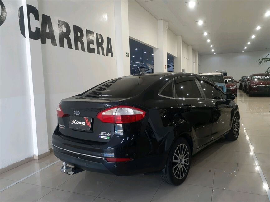 FIESTA 1.6 TITANIUM SEDAN 16V FLEX 4P POWERSHIFT
