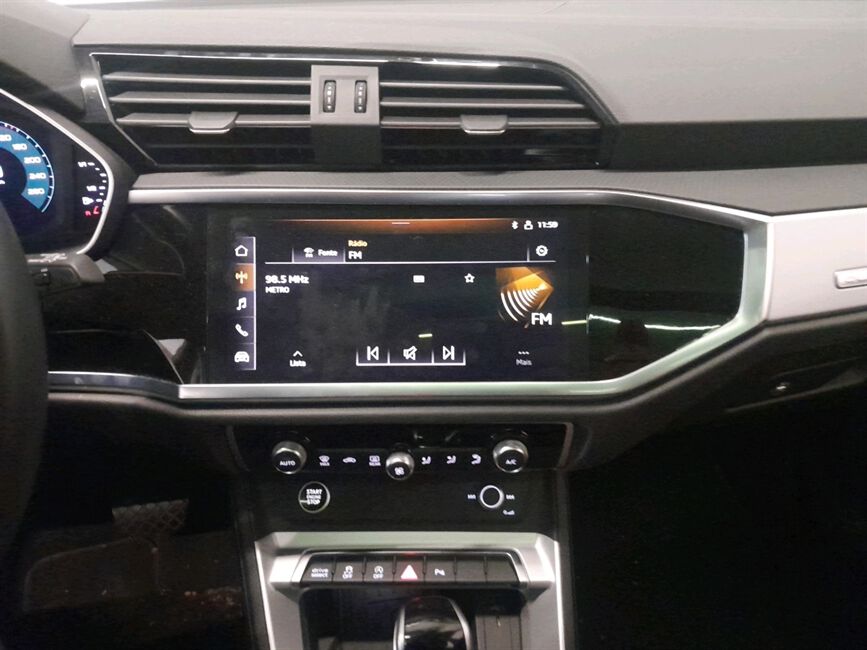 Q3 2.0 40 TFSI GASOLINA PERFORMANCE QUATTRO TIPTRO