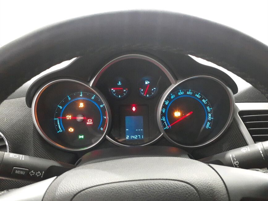 CRUZE 1.8 LT 16V FLEX 4P MANUAL