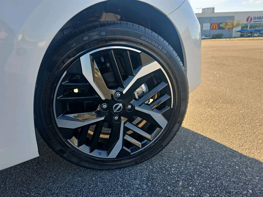 NOVO VERSA 1.6 EXCLUSIVE CVT